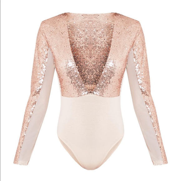 PrettyLittleThing Rose Gold Sequin Bodysuit - Picture 2 of 7